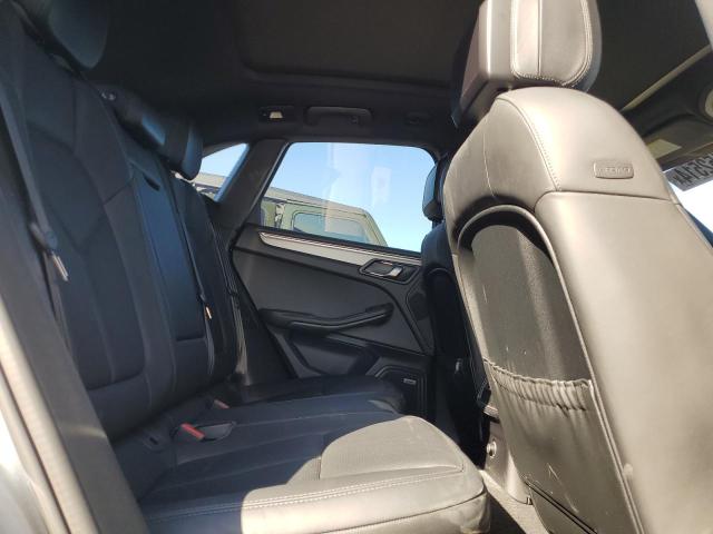 Photo 11 from auction – 2016 PORSCHE MACAN S with VIN WP1AB2A55GLB46776