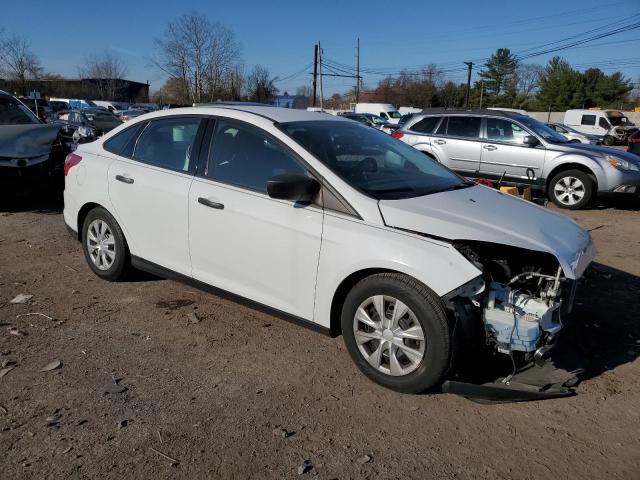 Photo 4 from auction – 2014 FORD FOCUS S with VIN 1FADP3E22EL141558