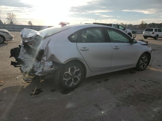 Photo 3 from auction – 2021 KIA FORTE FE with VIN 3KPF24AD2ME275444