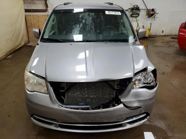Photo 5 from auction – 2013 CHRYSLER TOWN & COU with VIN 2C4RC1BG9DR696710