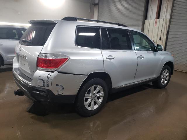 Фото 3 с аукциона – 2013 TOYOTA HIGHLANDER с VIN 5TDBK3EH4DS270449