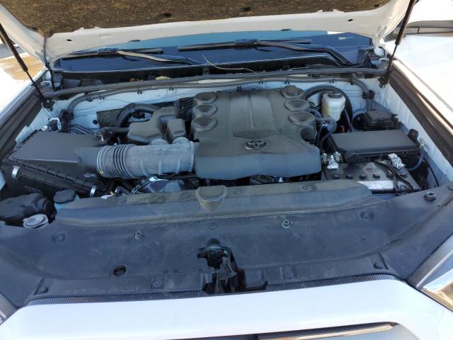 Photo 11 from auction – 2024 TOYOTA 4RUNNER SR with VIN JTEEU5JR0R5314960