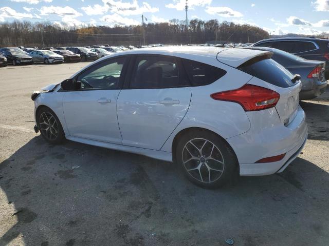 Photo 2 from auction – 2016 FORD FOCUS SE with VIN 1FADP3K22GL335465
