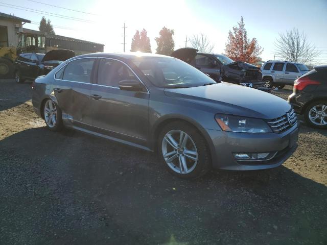 Photo 4 from auction – 2014 VOLKSWAGEN PASSAT SEL with VIN 1VWCN7A3XEC026849
