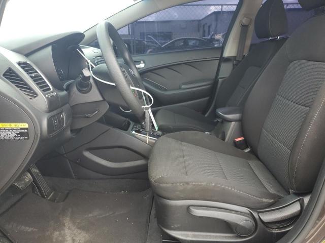 Photo 7 from auction – 2018 KIA FORTE LX with VIN 3KPFK4A77JE190055