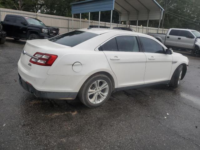 Photo 3 from auction – 2017 FORD TAURUS SEL with VIN 1FAHP2E83HG136950