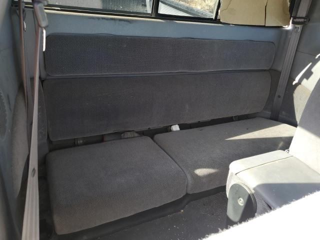 Photo 10 from auction – 2000 DODGE DAKOTA with VIN 1B7GL22X5YS677654