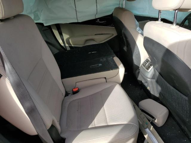 Photo 10 from auction – 2016 KIA SORENTO LX with VIN 5XYPGDA50GG134877