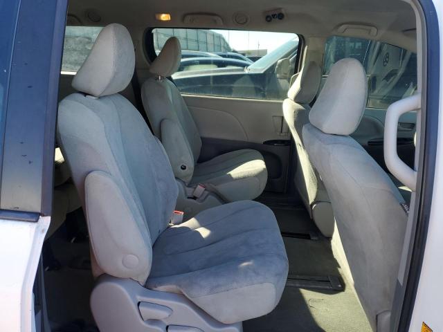 Photo 11 from auction – 2012 TOYOTA SIENNA with VIN 5TDZK3DC0CS244613