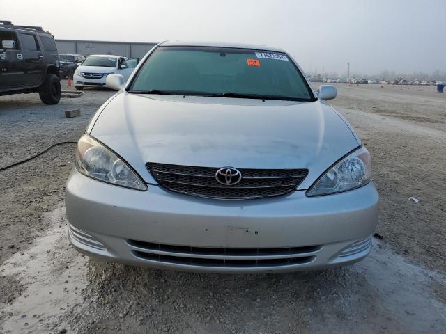 Photo 5 from auction – 2002 TOYOTA CAMRY LE with VIN 4T1BE32K42U586056