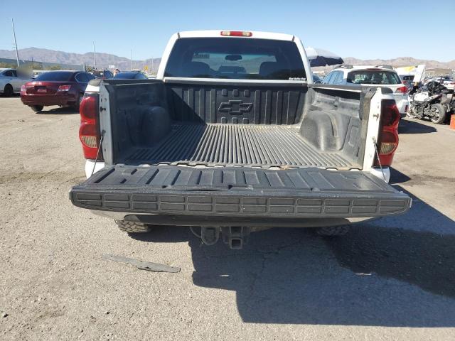 Photo 6 from auction – 2006 CHEVROLET SILVERADO with VIN 1GCEK19B16E109332