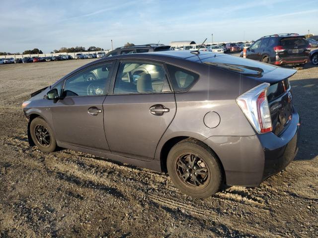 Photo 2 from auction – 2013 TOYOTA PRIUS with VIN JTDKN3DU6D5652235
