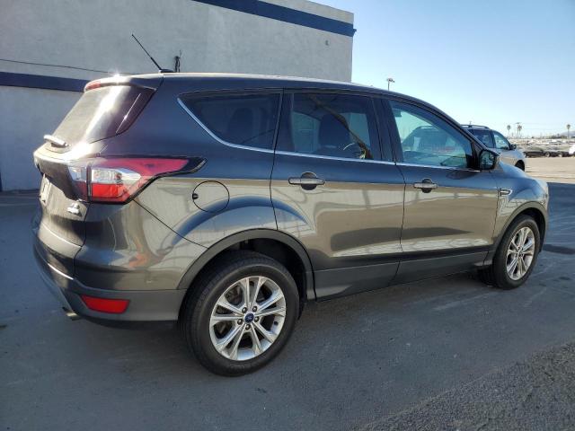 Photo 3 from auction – 2017 FORD ESCAPE SE with VIN 1FMCU0GDXHUB81215