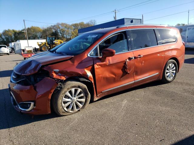 CHRYSLER PACIFICA T 2018 with VIN 2C4RC1EG1JR197407 - Photo from auction