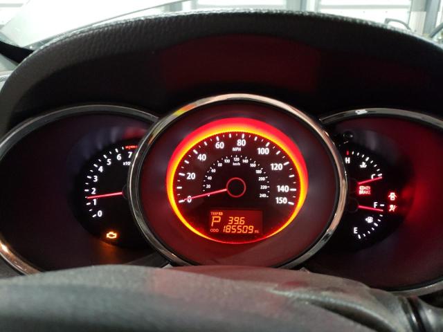 Photo 9 from auction – 2013 KIA SORENTO SX with VIN 5XYKWDA24DG388090