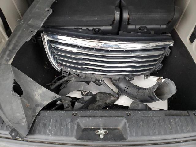 Photo 13 from auction – 2014 CHRYSLER TOWN & COU with VIN 2C4RC1BG6ER292944