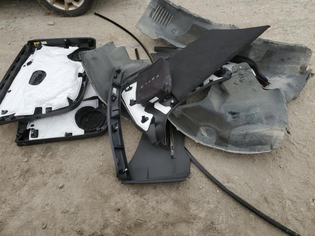Photo 13 from auction – 2020 TESLA MODEL Y with VIN 5YJYGDEE4LF016671