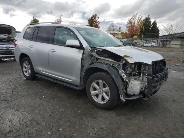 Photo 4 from auction – 2010 TOYOTA HIGHLANDER with VIN 5TDBK3EH8AS001513