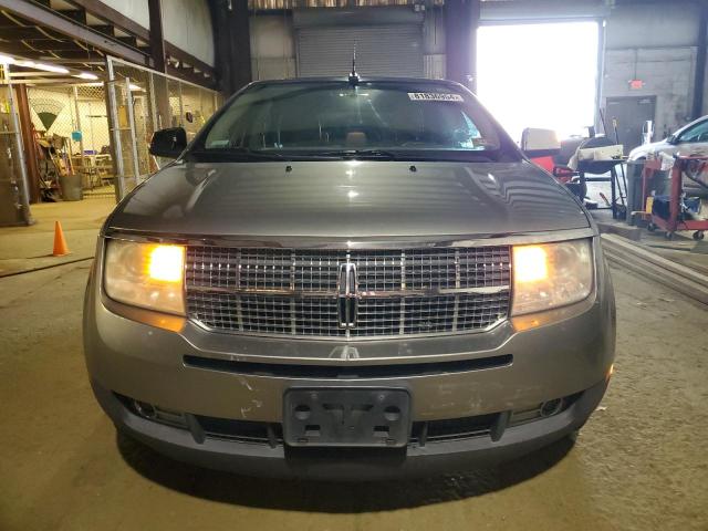 Photo 5 from auction – 2008 LINCOLN MKX with VIN 2LMDU88C48BJ12829