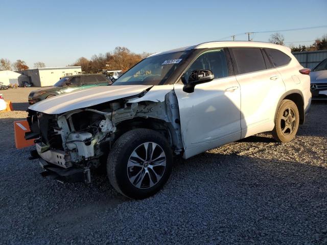 TOYOTA HIGHLANDER 2021 with VIN 5TDGZRBH5MS061844 - Photo from auction