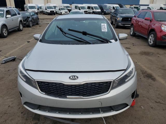 Photo 5 from auction – 2018 KIA FORTE LX with VIN 3KPFL4A79JE200372