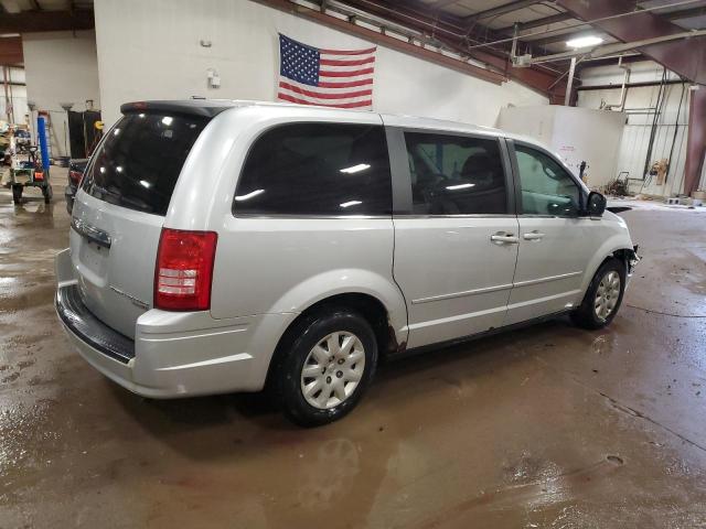 Photo 3 from auction – 2010 CHRYSLER TOWN & COU with VIN 2A4RR4DE6AR142509