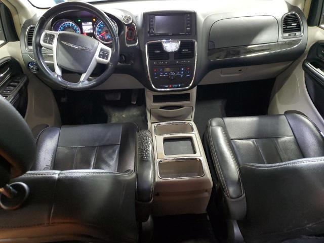 Photo 8 from auction – 2015 CHRYSLER TOWN & COU with VIN 2C4RC1BG6FR752010