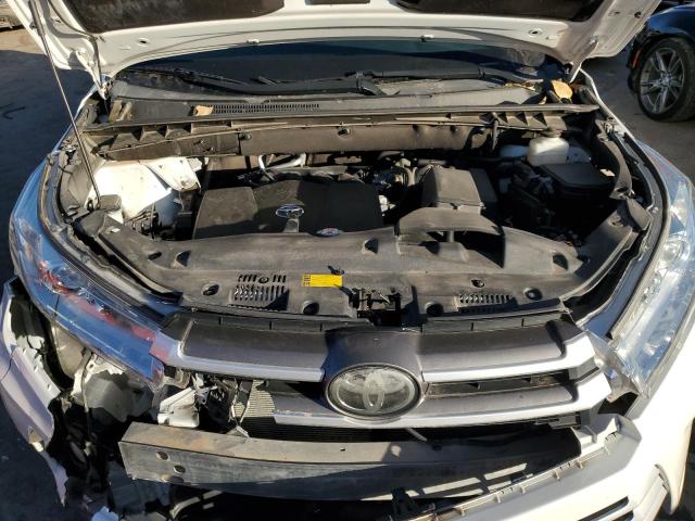 Photo 12 from auction – 2019 TOYOTA HIGHLANDER with VIN 5TDBZRFH3KS919684