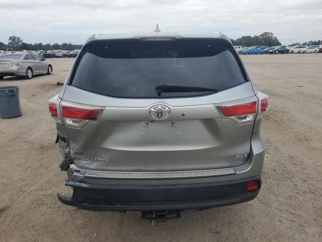 Photo 6 from auction – 2015 TOYOTA HIGHLANDER with VIN 5TDKKRFH1FS115359