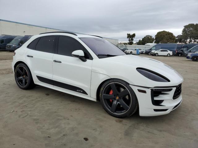 Photo 4 from auction – 2017 PORSCHE MACAN GTS with VIN WP1AG2A52HLB53266