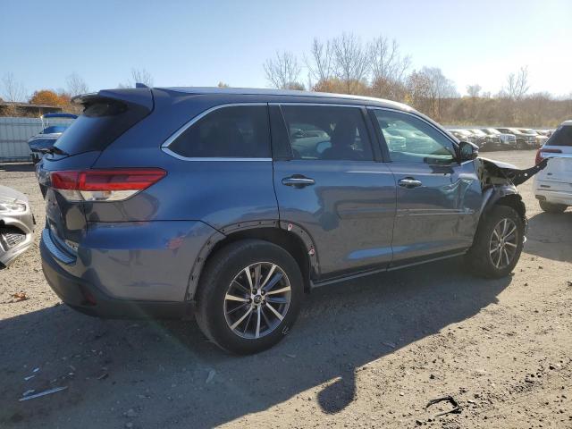 Photo 3 from auction – 2019 TOYOTA HIGHLANDER with VIN 5TDJZRFH1KS934115
