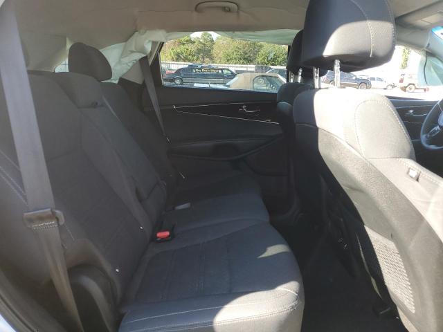 Photo 11 from auction – 2017 KIA SORENTO LX with VIN 5XYPGDA37HG299406