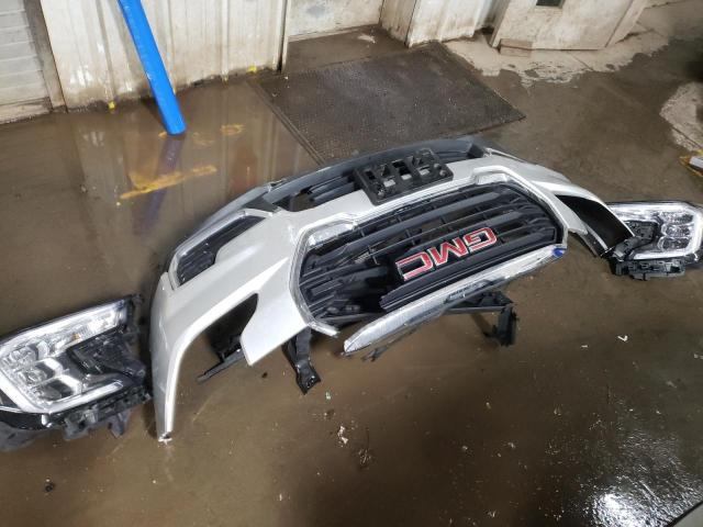 Photo 12 from auction – 2022 GMC TERRAIN SL with VIN 3GKALTEV5NL138293