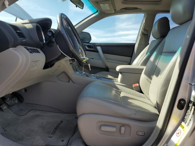 Photo 7 from auction – 2010 TOYOTA HIGHLANDER with VIN 5TDKK3EH4AS021340
