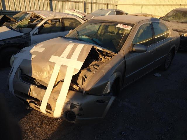 NISSAN MAXIMA GLE 2000 with VIN JN1CA31D9YT515721 - Photo from auction