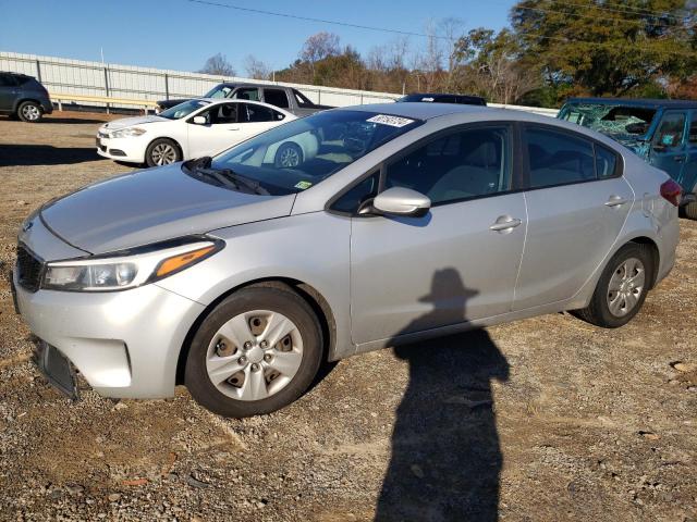 Photo 1 from auction – 2017 KIA FORTE LX with VIN 3KPFK4A76HE070788