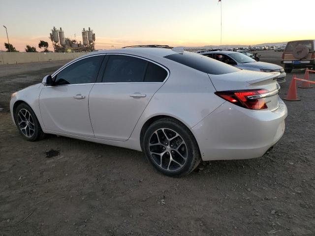 Photo 2 from auction – 2017 BUICK REGAL SPOR with VIN 2G4GL5EX1H9153296