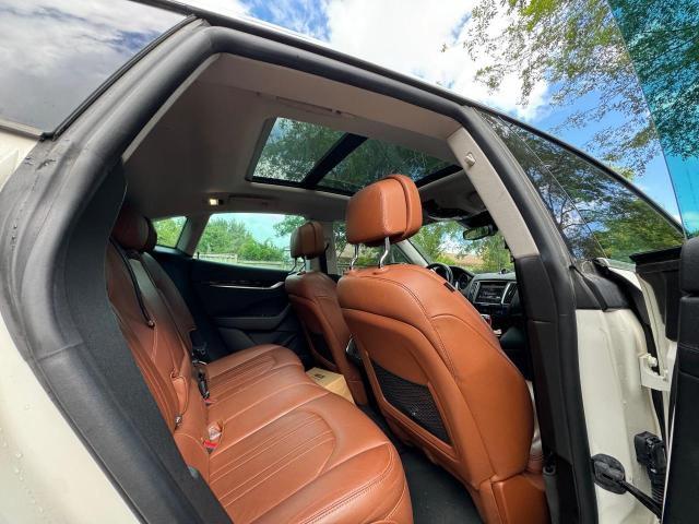 Photo 6 from auction – 2017 MASERATI LEVANTE SP with VIN ZN661XUS0HX220249