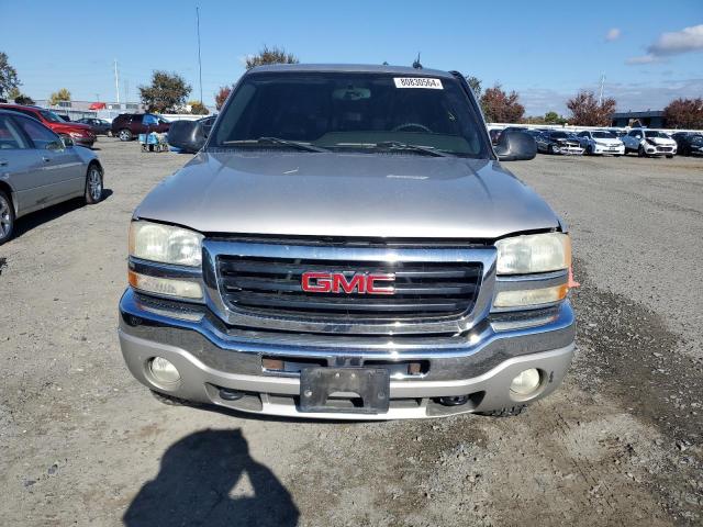 Photo 5 from auction – 2005 GMC NEW SIERRA with VIN 2GTEK13T451136509