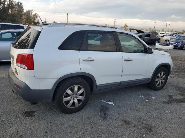 Photo 3 from auction – 2013 KIA SORENTO LX with VIN 5XYKT4A25DG389760