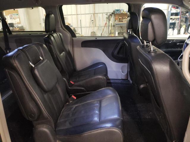 Photo 11 from auction – 2012 CHRYSLER TOWN & COU with VIN 2C4RC1CG1CR221095