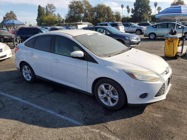 Photo 4 from auction – 2014 FORD FOCUS SE with VIN 1FADP3F28EL399646