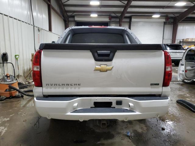 Photo 6 from auction – 2011 CHEVROLET AVALANCHE with VIN 3GNTKFE32BG362673