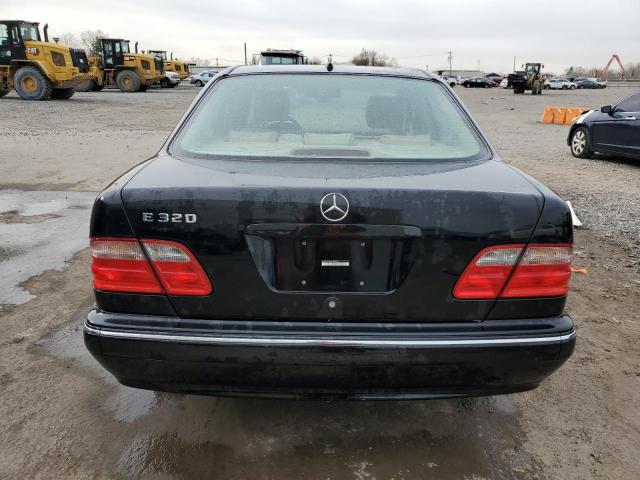 Photo 6 from auction – 2000 MERCEDES-BENZ E 320 with VIN WDBJF65JXYB098427