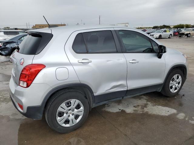 Photo 3 from auction – 2017 CHEVROLET TRAX LS with VIN KL7CJKSB7HB116099