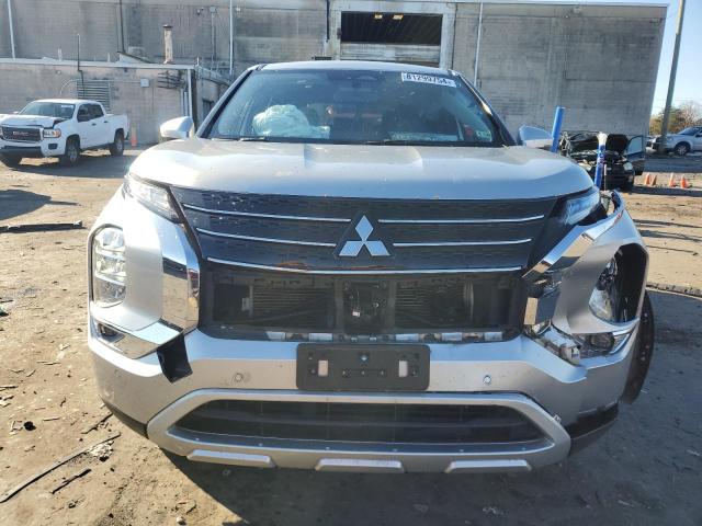 Photo 5 from auction – 2022 MITSUBISHI OUTLANDER with VIN JA4J3UA83NZ025396