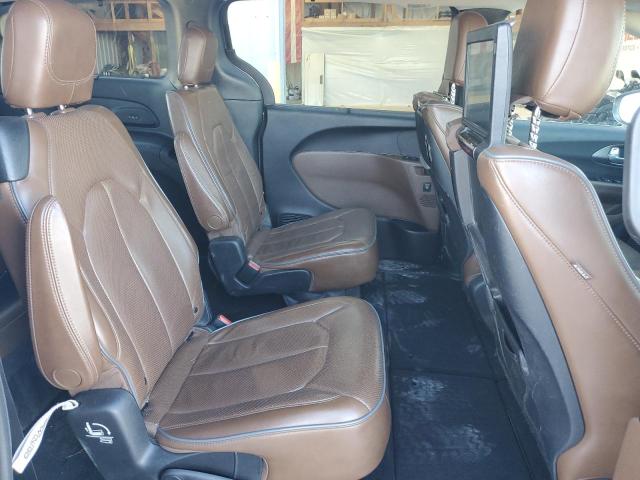 Photo 11 from auction – 2017 CHRYSLER PACIFICA L with VIN 2C4RC1GG8HR643222