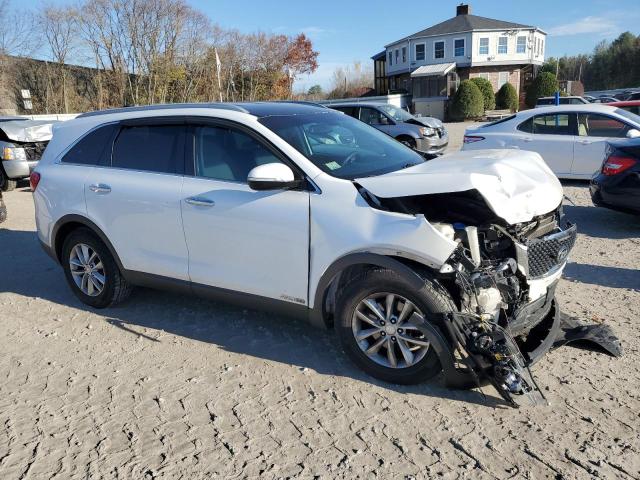 Photo 4 from auction – 2016 KIA SORENTO LX with VIN 5XYPGDA58GG018200