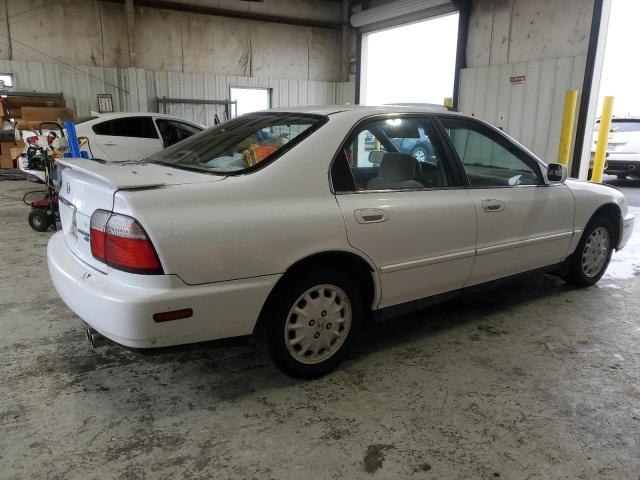 Photo 3 from auction – 1997 HONDA ACCORD EX with VIN 1HGCD5659VA170992