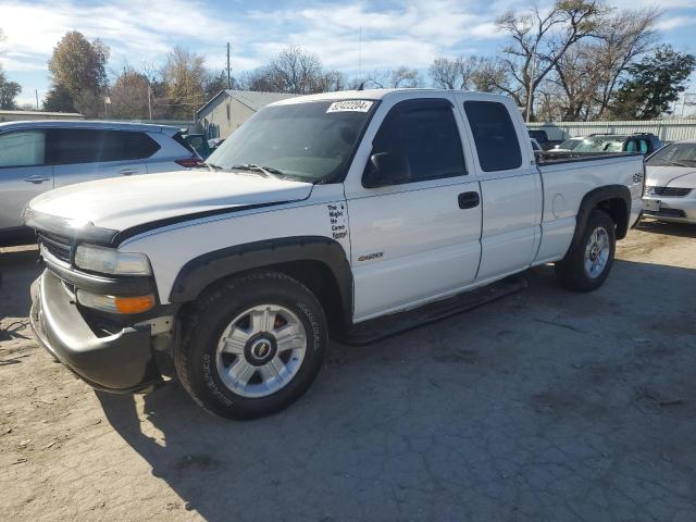 CHEVROLET SILVERADO 2002 with VIN 2GCEC19T921277236 - Photo from auction